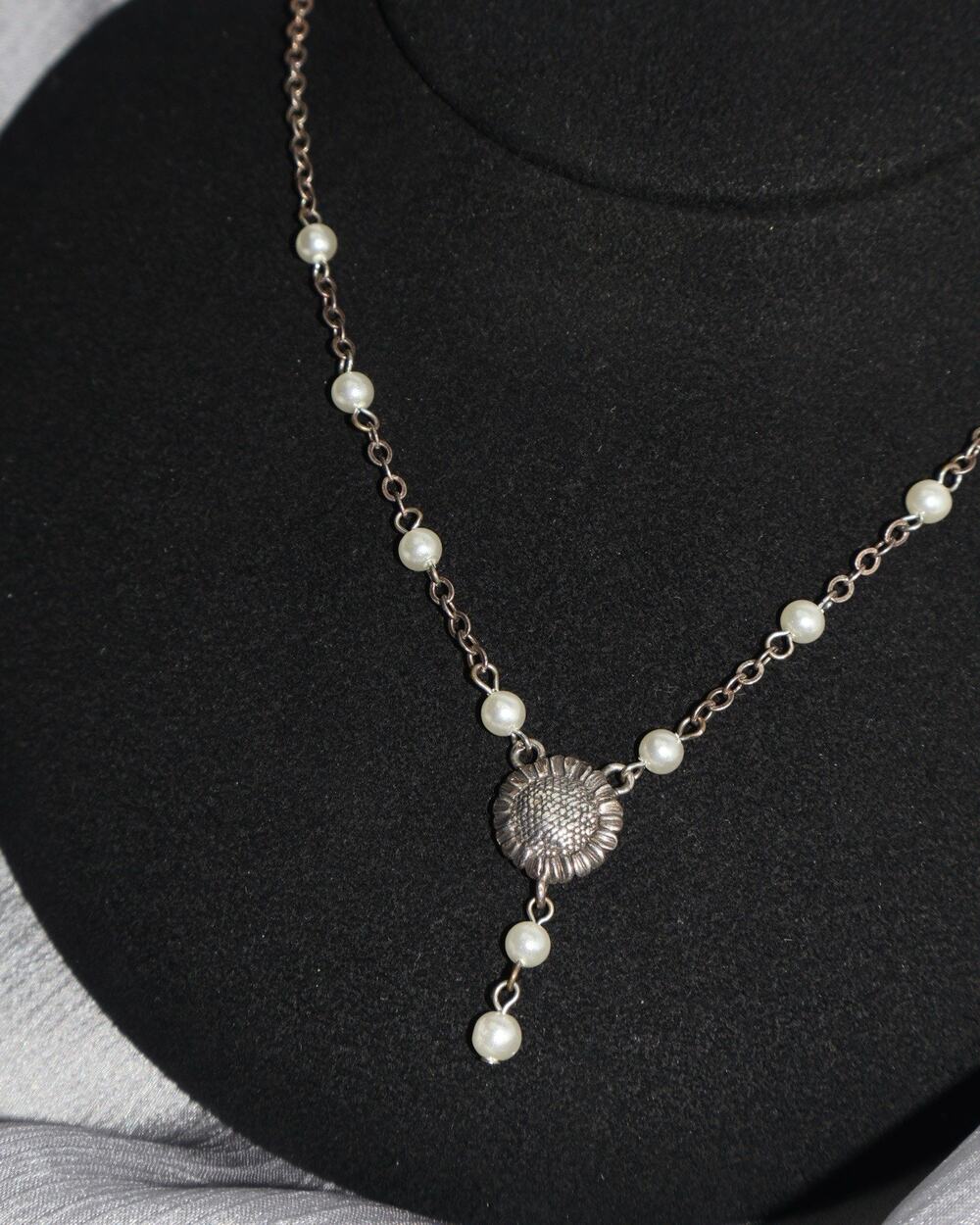 Vintage Sterling Silver Sunflower With Pearl Necklace 4.2G / 18in